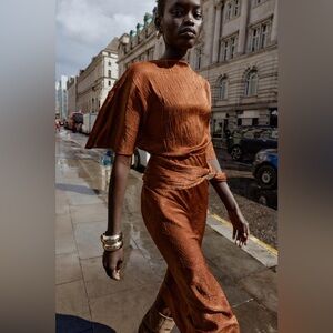 Zara WRINKLED EFFECT SATIN TOP